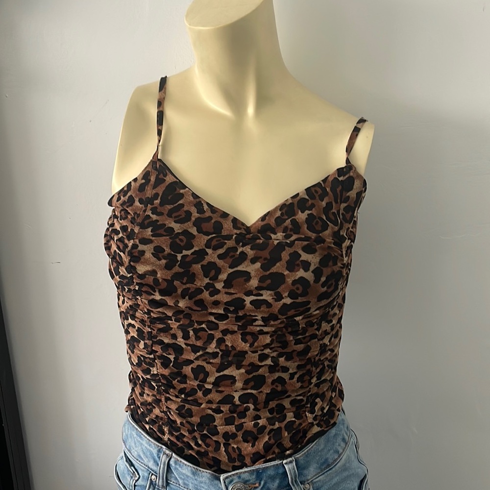 Cute top